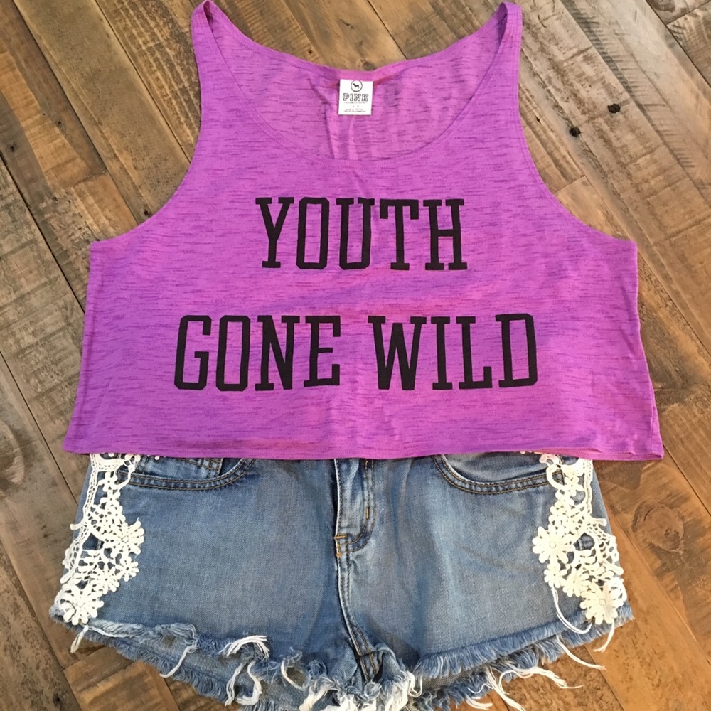 VS Pink Crop Top
